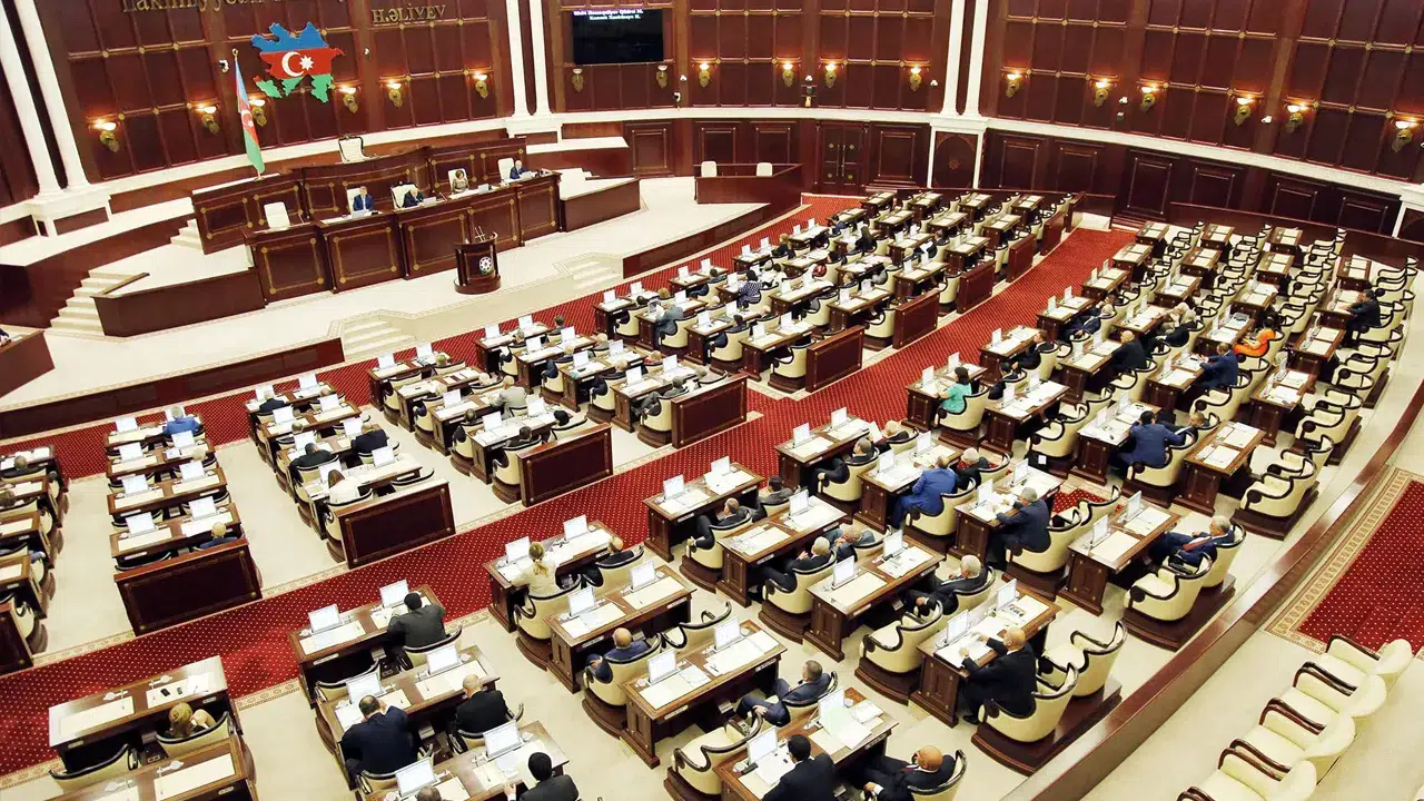 Azerbaycan'dan Avrupa Parlamentosu'na rest: Tüm ilişkiler askıya alındı!