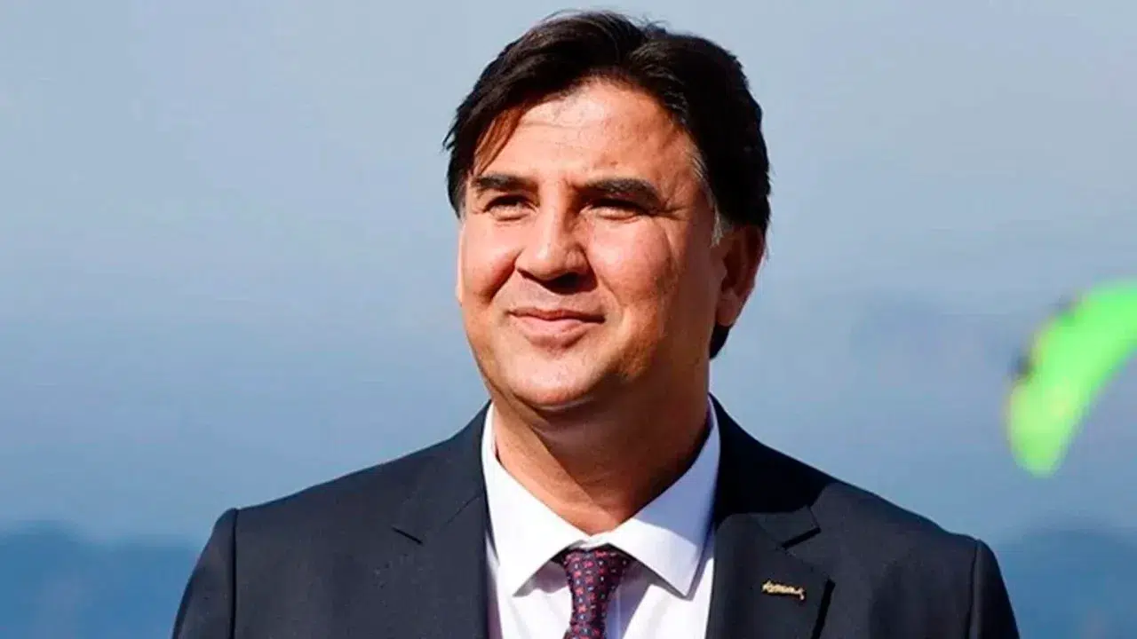 Fethiye Belediye Başkanı Alim Karaca'ya evinin önünde silahlı saldırı
