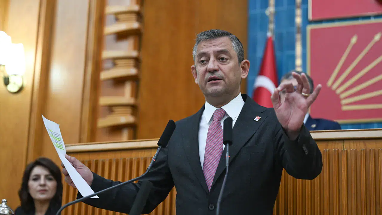 CHP Grup Toplantısı tartışması sona erdi: TBMM programına işlendi, Özgür Özel konuşacak