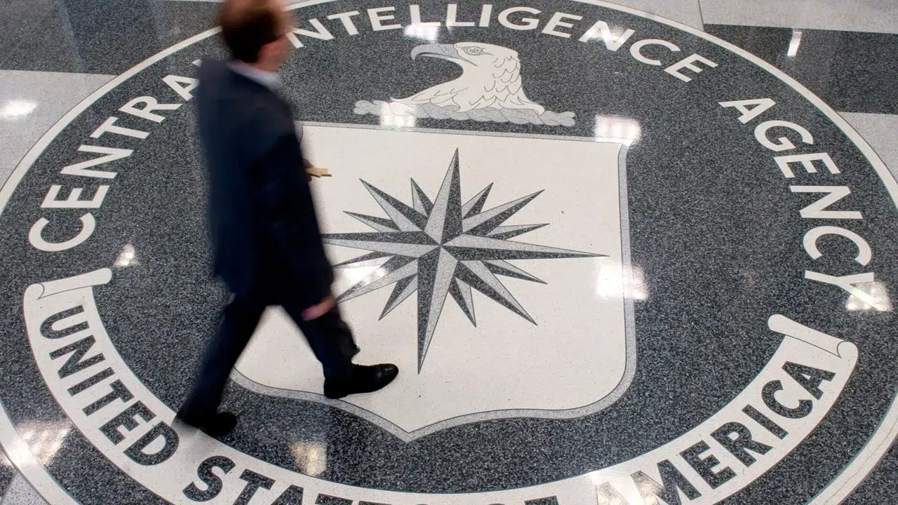 Kıyamet senaryosuyla devleti dolandıran Eski CIA yetkilisinin evinden 40 milyon dolar çıktı