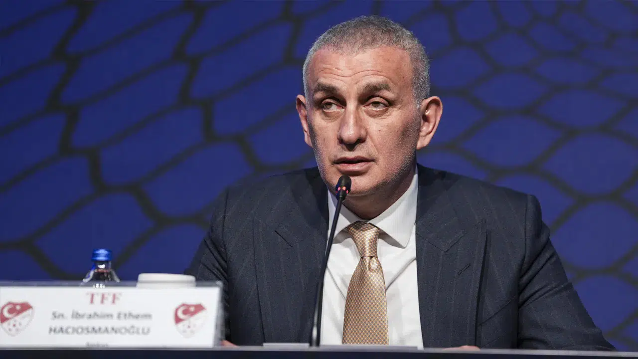İbrahim Hacıosmanoğlu’ndan Montella’ya destek ve Fatih Terim’e sert yanıt