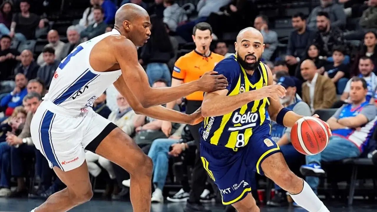 Fenerbahçe Beko ve Anadolu Efes'in karşılaşması ne zaman, saat kaçta ve hangi kanalda izlenebilecek? Şifresiz yayın imkanı var mı?