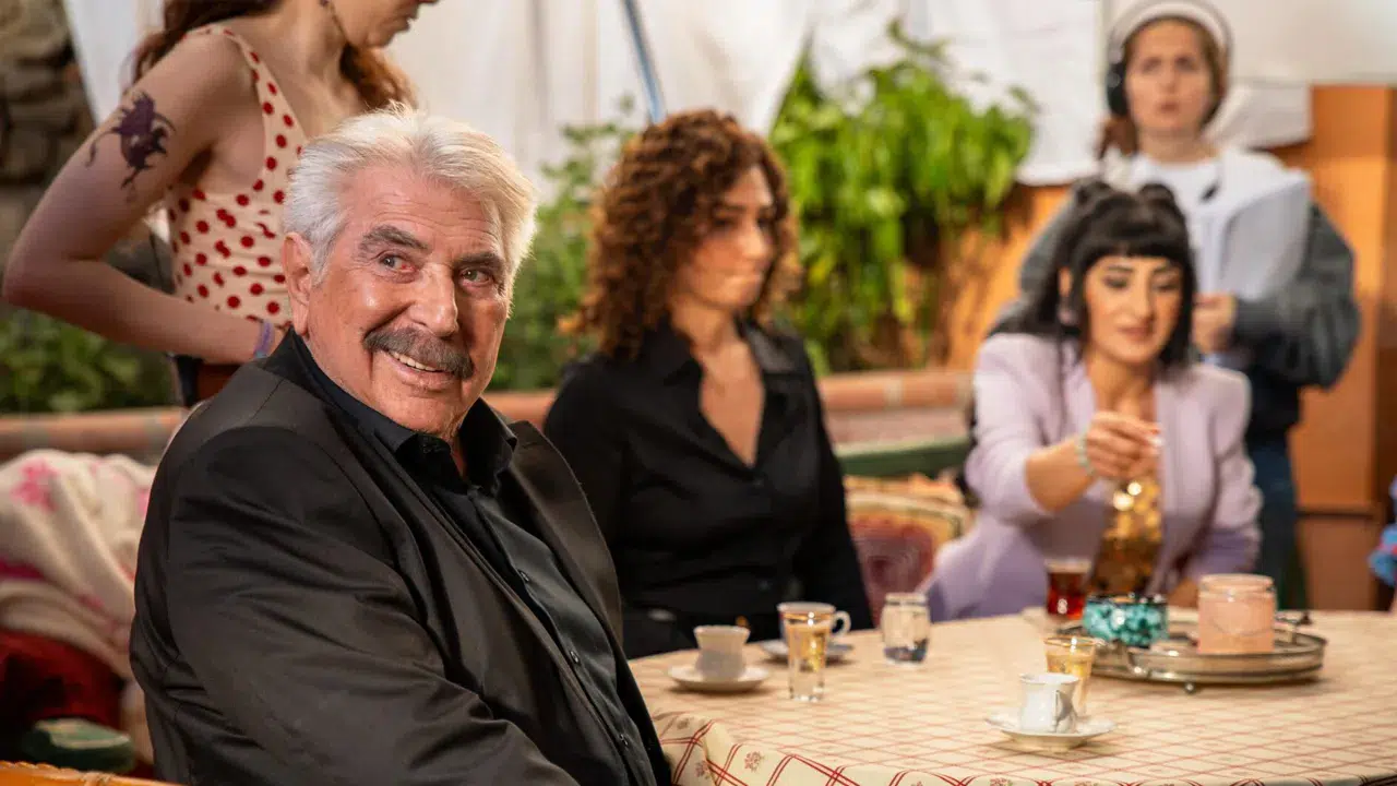 “2 Aile Arasında” filminin vizyon tarihi açıklandı