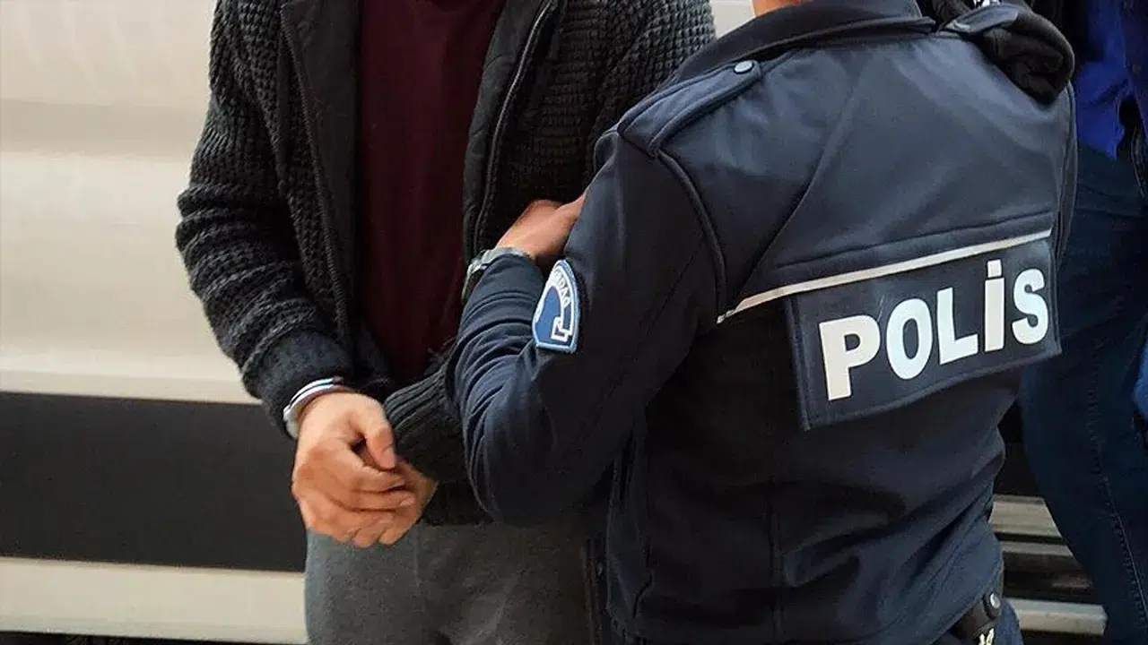 5 ilde sokak çetelerine operasyon: 32 gözaltı, 3’ü avukat