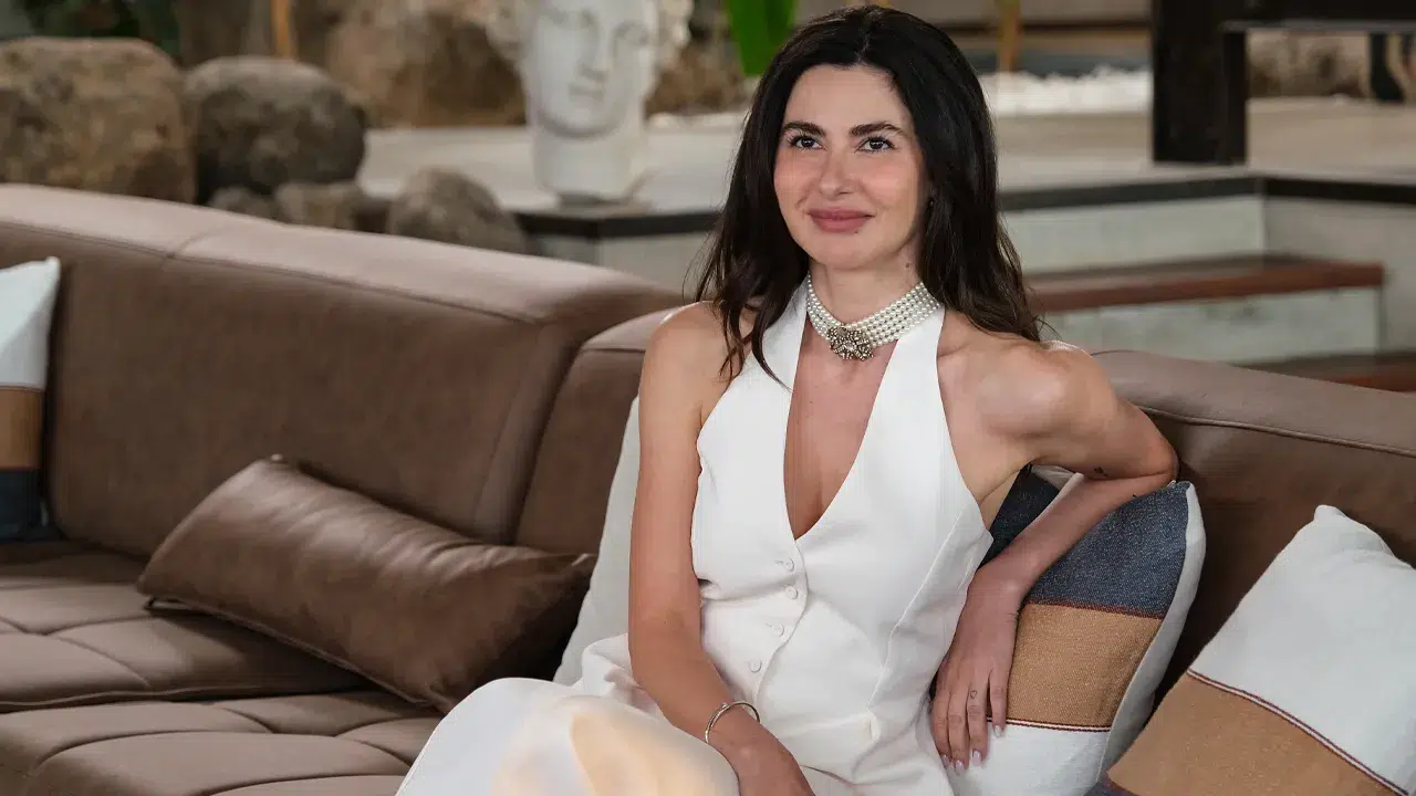 Nesrin Cavadzade’den botoks eleştirilerine yanıt: “Belki çocuk bekliyorum”