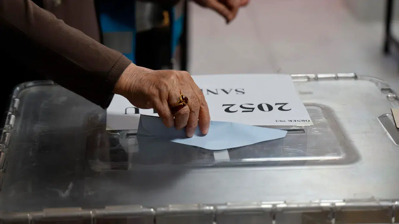 Türkiye genelinde yerel ara seçim hareketliliği: 6 belde ve 362 mahallede sandıklar açıldı
