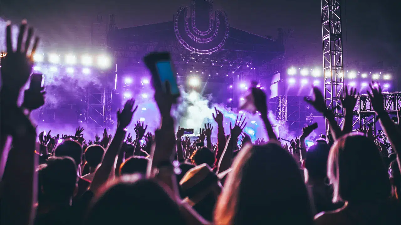 ABD’de müzik festivalinde korkunç olay : Tuvalette yeni doğmuş bebek cesedi bulundu