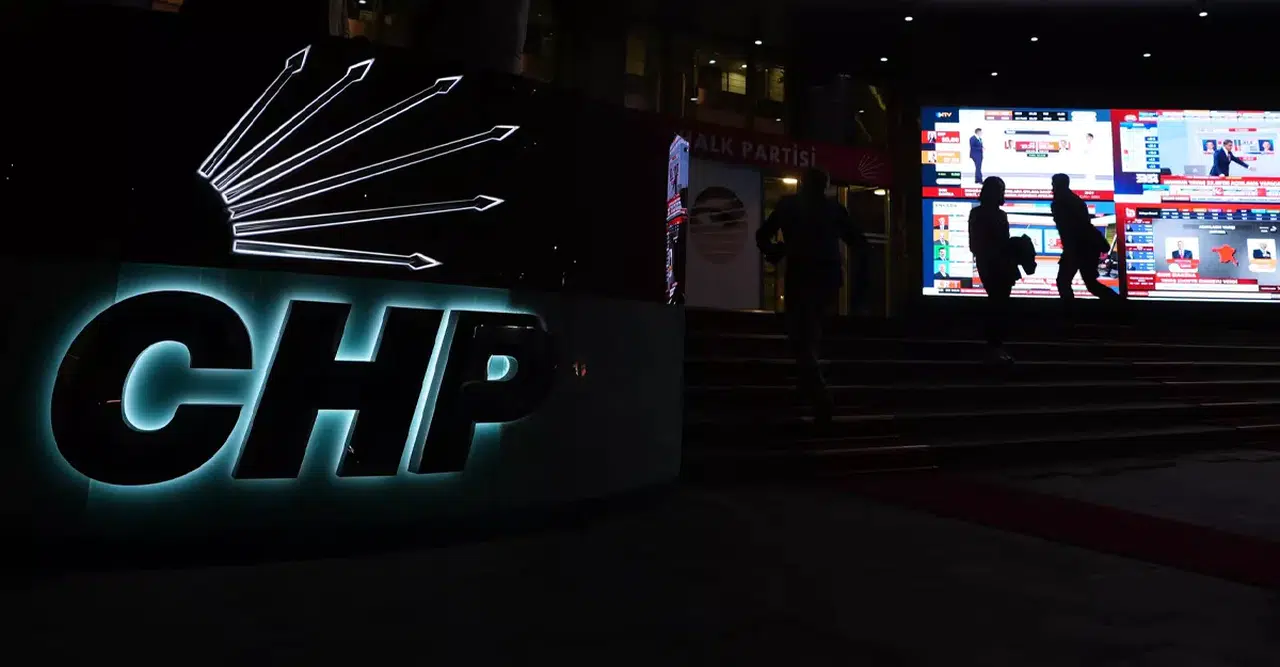 CHP'de iki il başkanı görevden alındı: Antalya ve Kayseri'de yeni atamalar yapıldı