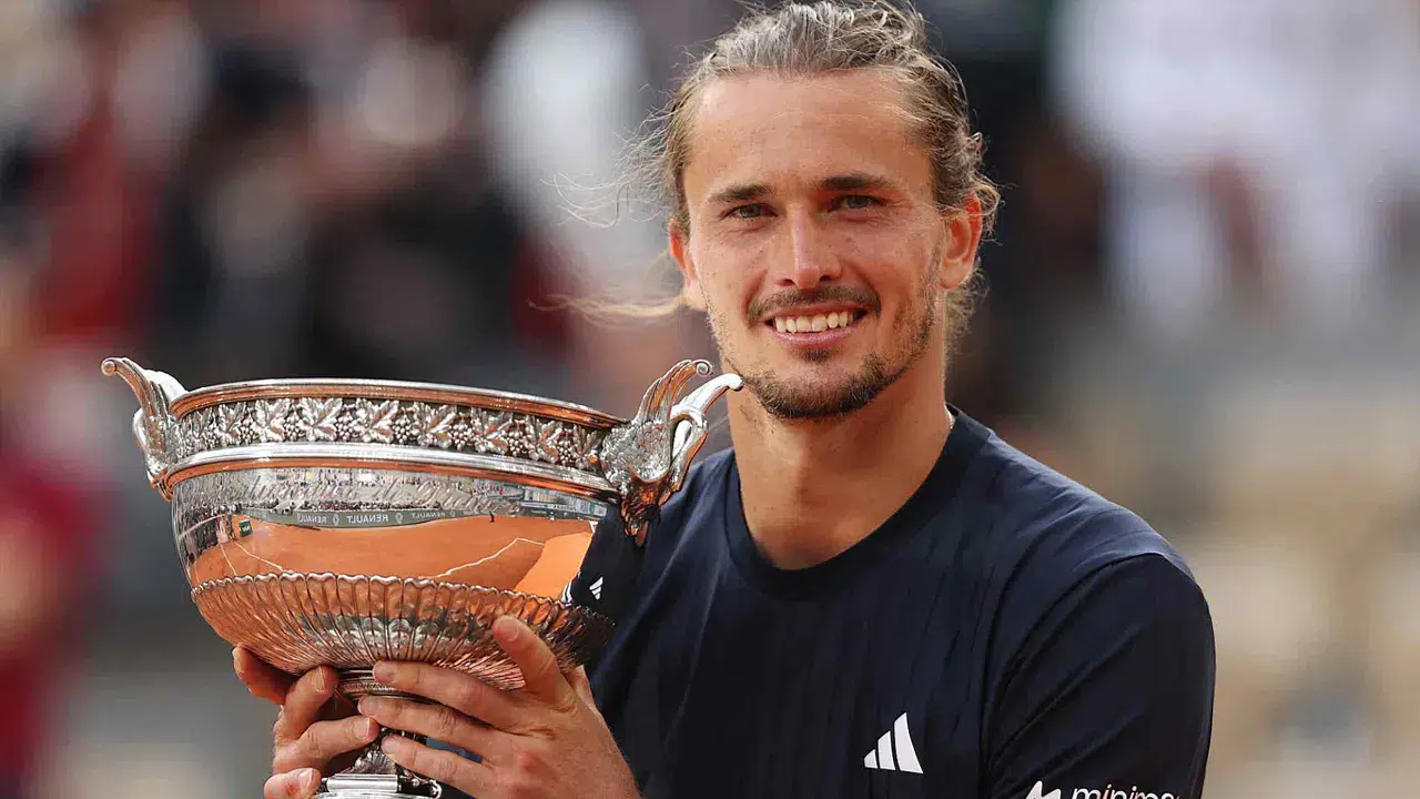Roland Garros’un şampiyonu Alexander Zverev oldu: Flavio Cobolli’yi 3-2 yendi