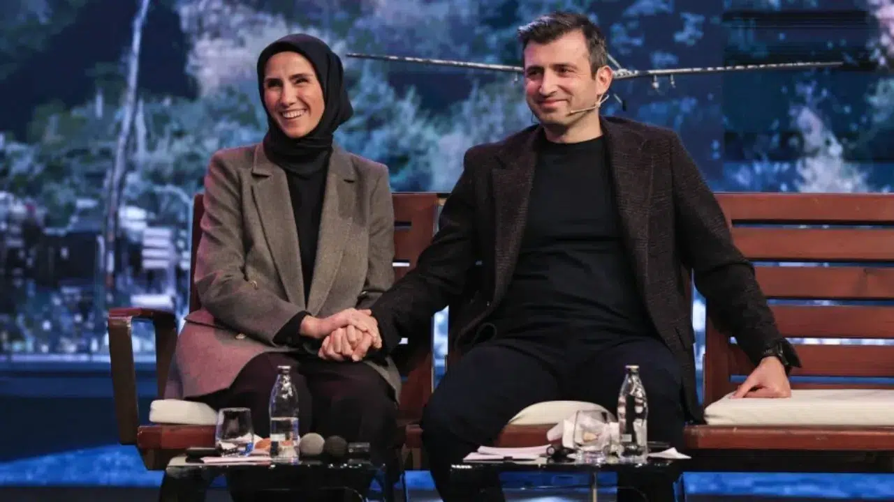 Sümeyye Erdoğan ve Selçuk Bayraktar çiftinin üçüncü çocuğu dünyaya geldi