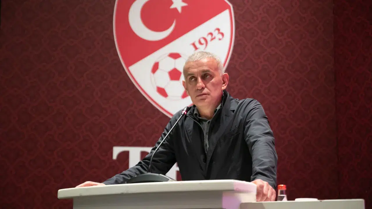 TFF Başkanı Hacıosmanoğlu: Yayıncı kuruluştan ben de şikayetçiyim, Montella devam edecek