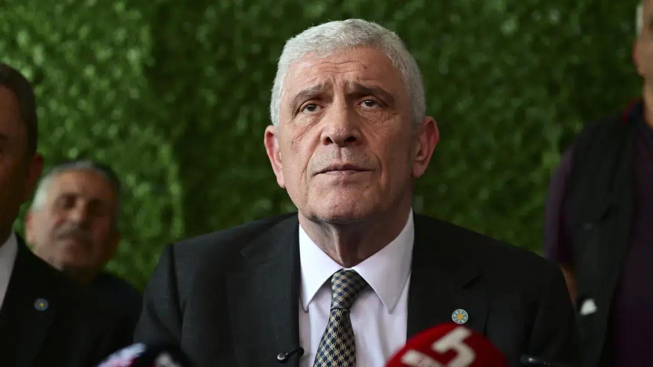 Müsavat Dervişoğlu'ndan 13 beyaz et şirketine kayyım atanmasına sert tepki: “Siz kovboy değilsiniz, burası da Teksas değil”