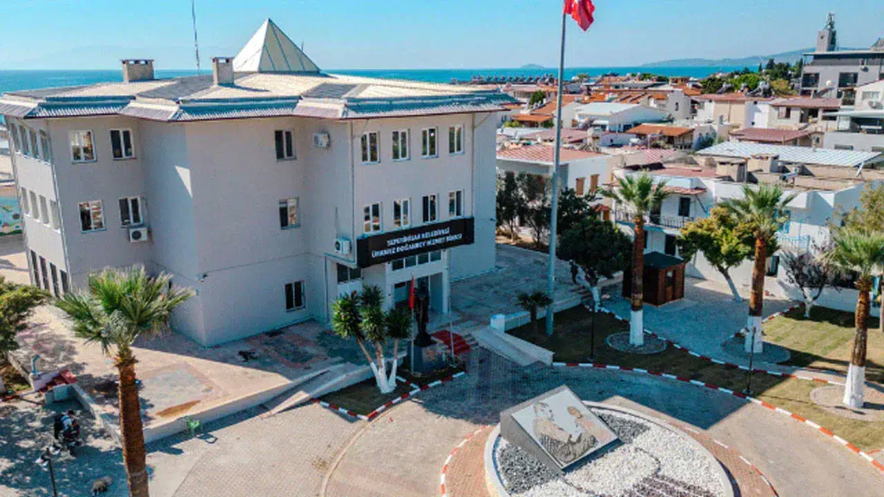 Seferihisar Belediyesi rüşvet soruşturmasında imar müdürü tutuklandı