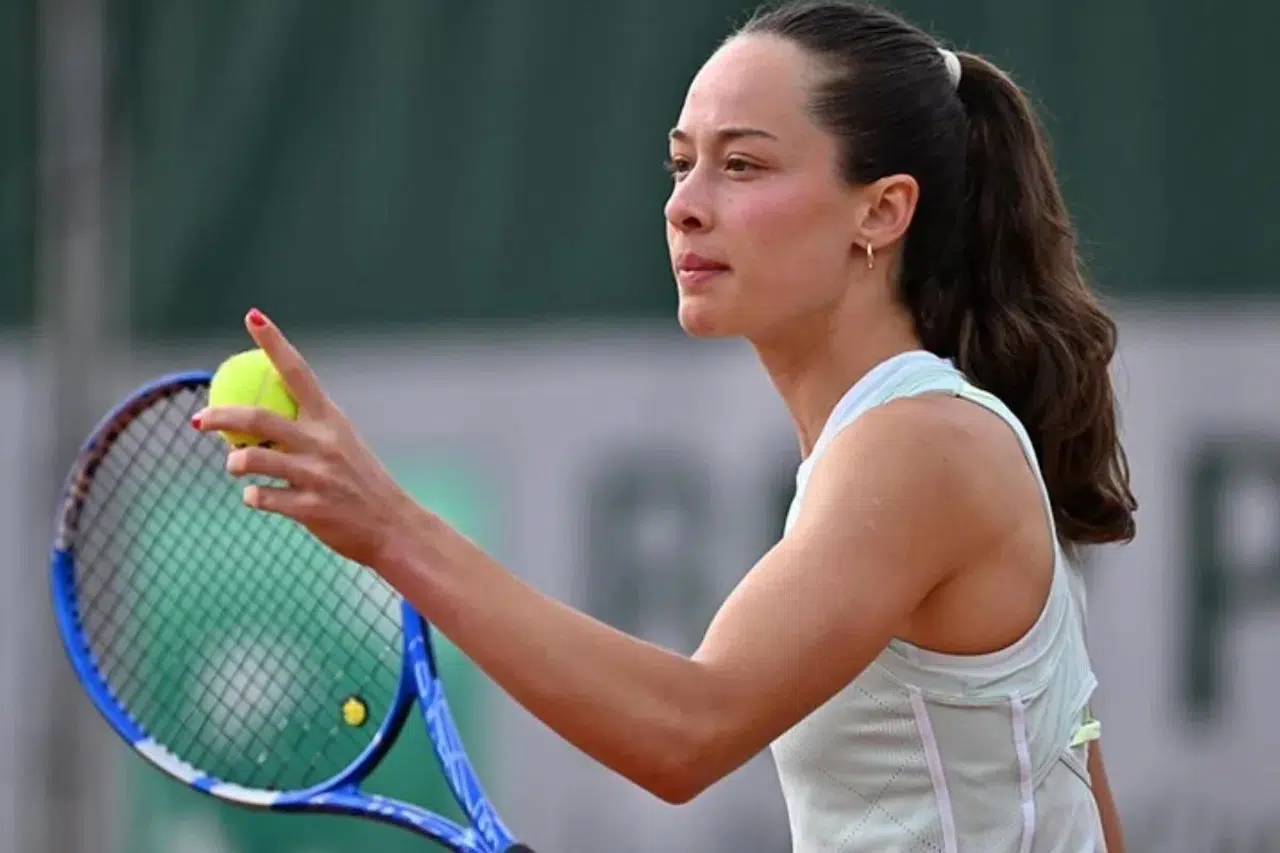 Zeynep Sönmez Eastbourne Açık’ta çeyrek finale yükseldi