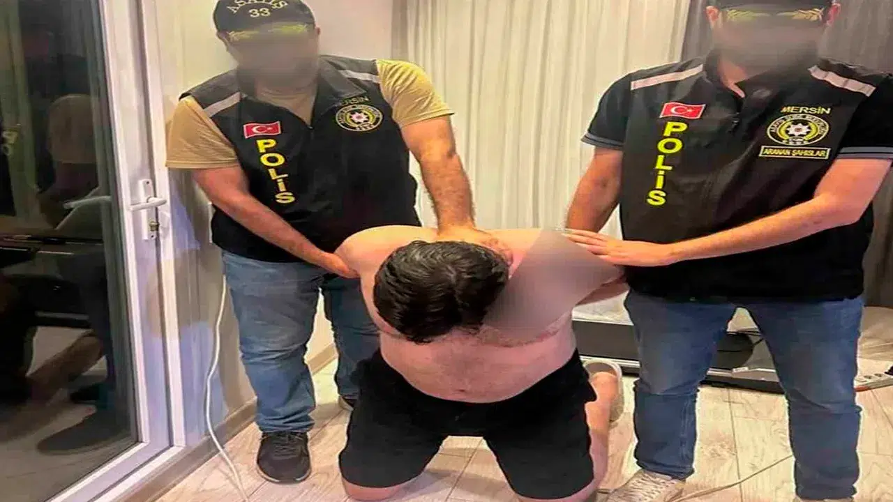 Kırmızı bültenle aranan uluslararası uyuşturucu kaçakçısı Mersin'de yakalandı