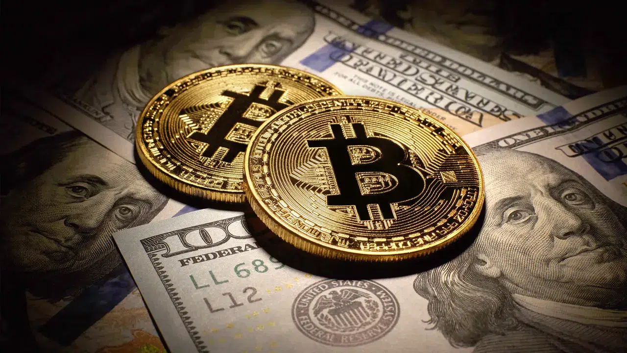 Bitcoin'de sert düşüş: 21 ayın en düşük seviyesine geriledi
