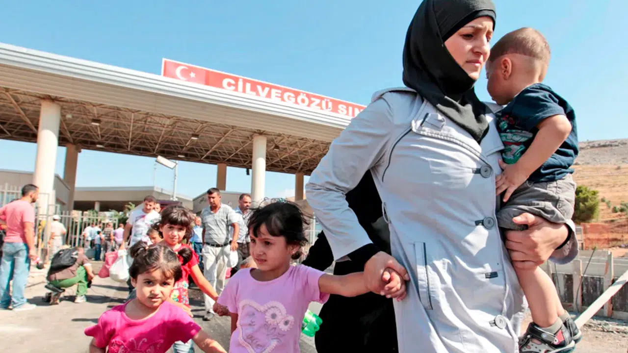 Türkiye'deki güncel Suriyeli sayısı ve gönüllü geri dönüş rakamları netleşti