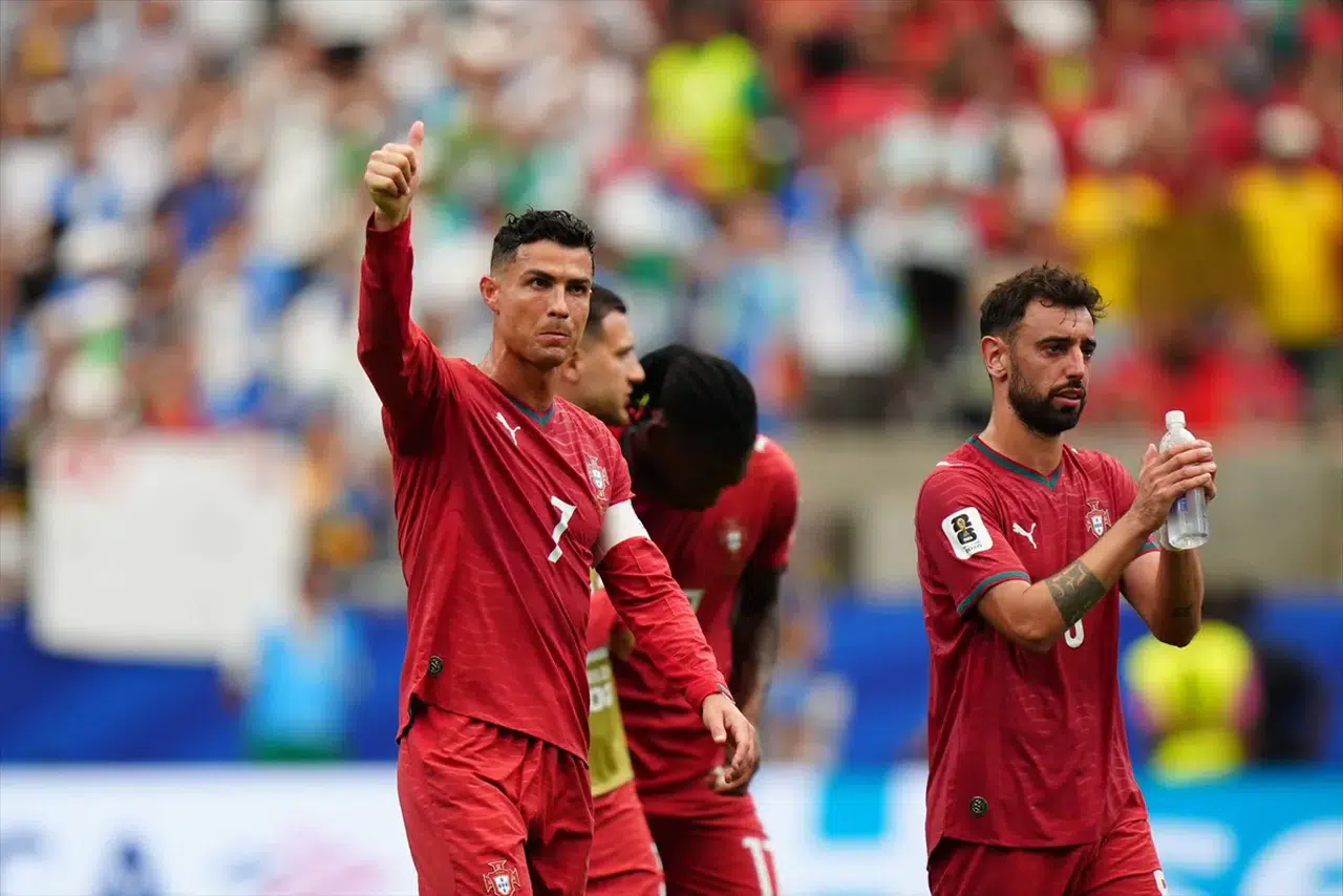 Portekiz'den Özbekistan karşısında gol şov: Cristiano Ronaldo rekorla tur biletini getirdi