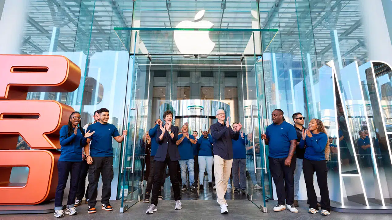 Yapay zeka yarışında koltuk değişti: Apple yeniden zirvede