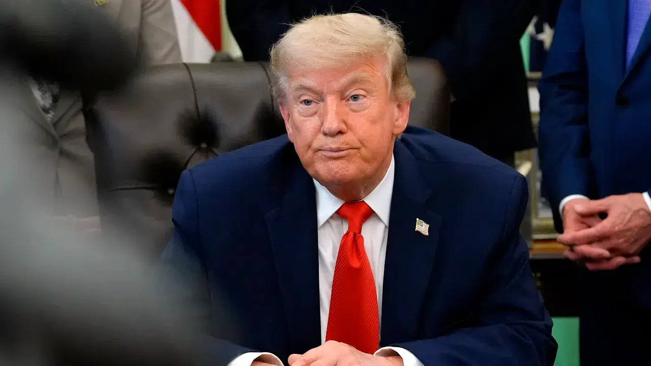 Sağlık spekülasyonlarına Truth Social'dan yanıt: Donald Trump dördüncü kez tam puan aldı