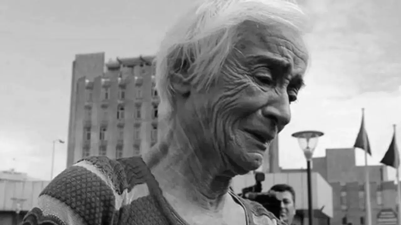 Deniz Baykal'ın eşi Olcay Baykal 88 yaşında hayatını kaybetti