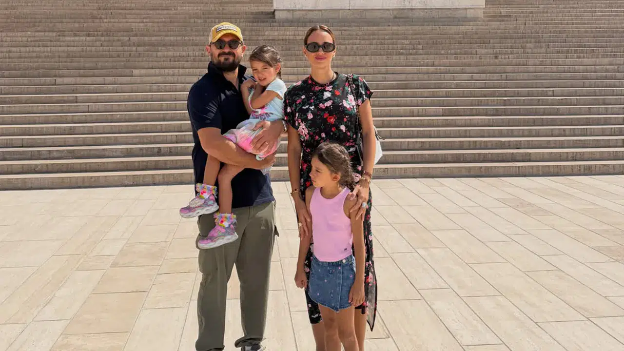 Seda Bakan, ailesiyle Anıtkabir'i ziyaret etti: "Sonsuz saygı ve minnetle canım Ata'm"