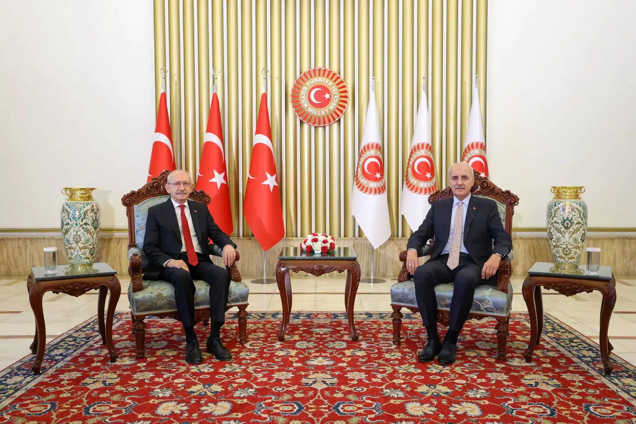 Kemal Kılıçdaroğlu ile Numan Kurtulmuş Meclis'te bir araya geldi