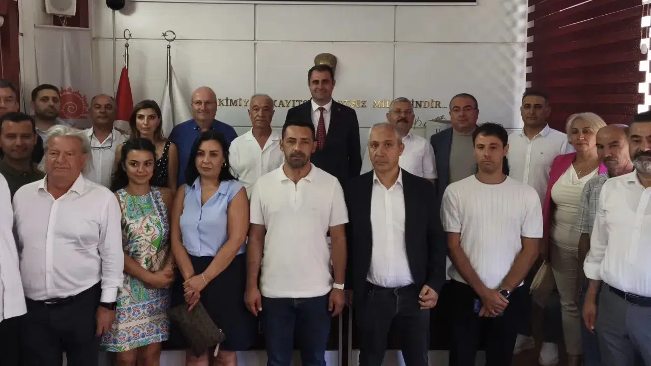 Seferihisar Belediyesi Başkan Vekilliğine CHP'li Fuat Gümüş seçildi