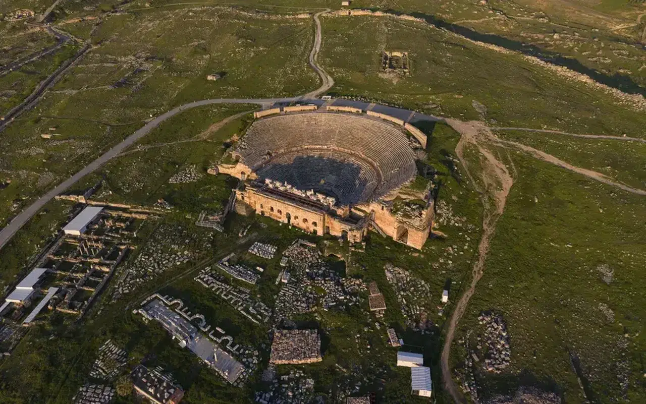Hierapolis'teki "Cehennem Kapısı"nın sırrı çözüldü: Efsanenin ardındaki gerçek ortaya çıktı