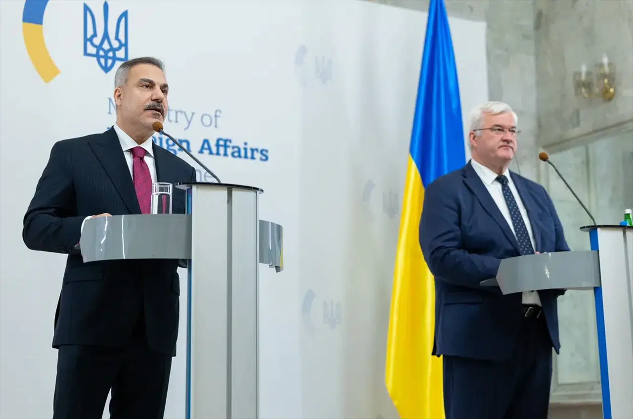 Hakan Fidan'dan Ukrayna mesajı: Zelenski-Putin görüşmesi Türkiye'de yapılabilir