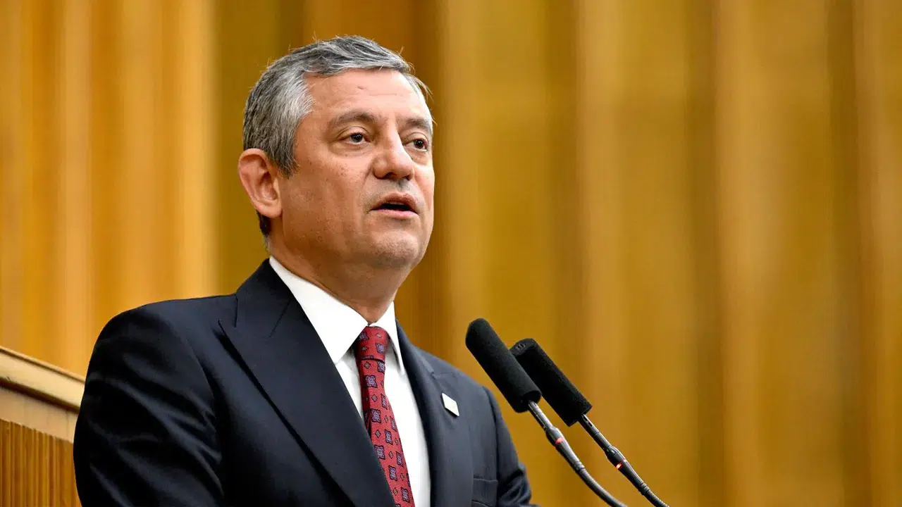 Özgür Özel grup toplantısını Ankara yerine Eskişehir'de yapacak