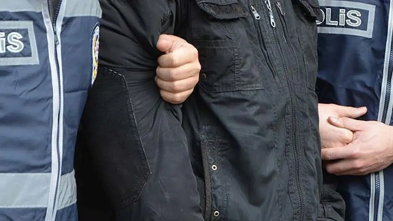 İstanbul merkezli yasa dışı bahis operasyonu: Şirketlere ve 104 araca el konuldu