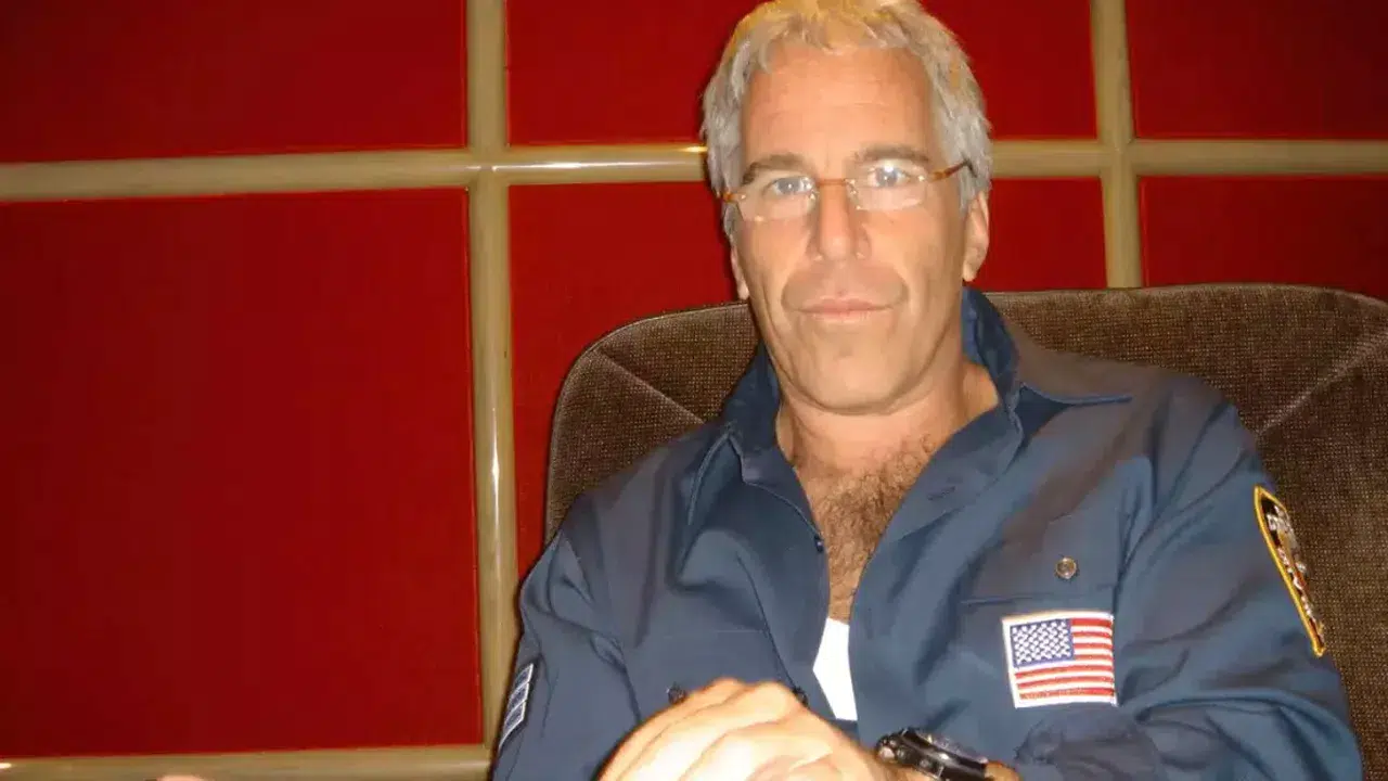 Jeffrey Epstein listesi açıklandı: Aralarında Donald Trump ve Bill Gates de var