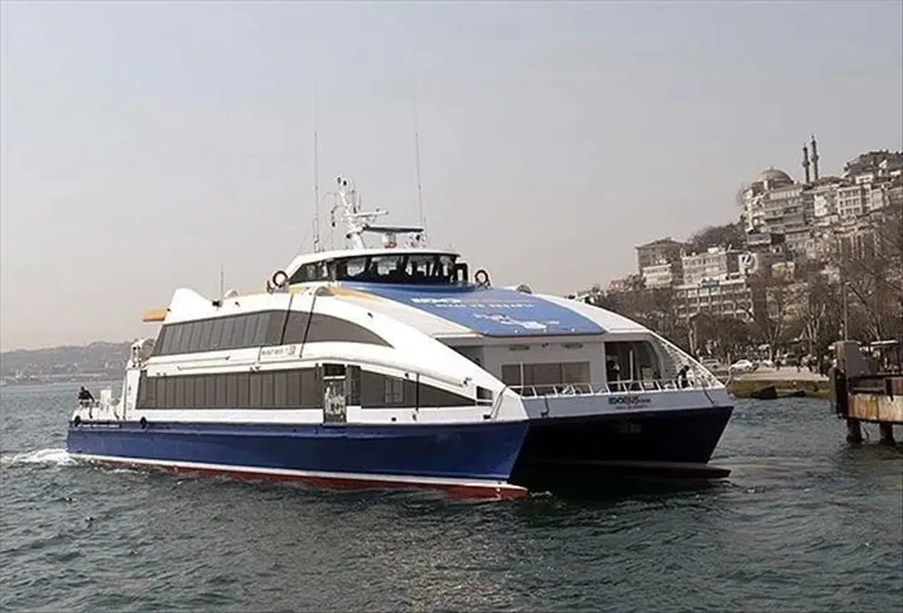 İstanbul ve Bursa'da vapur seferlerine hava engeli