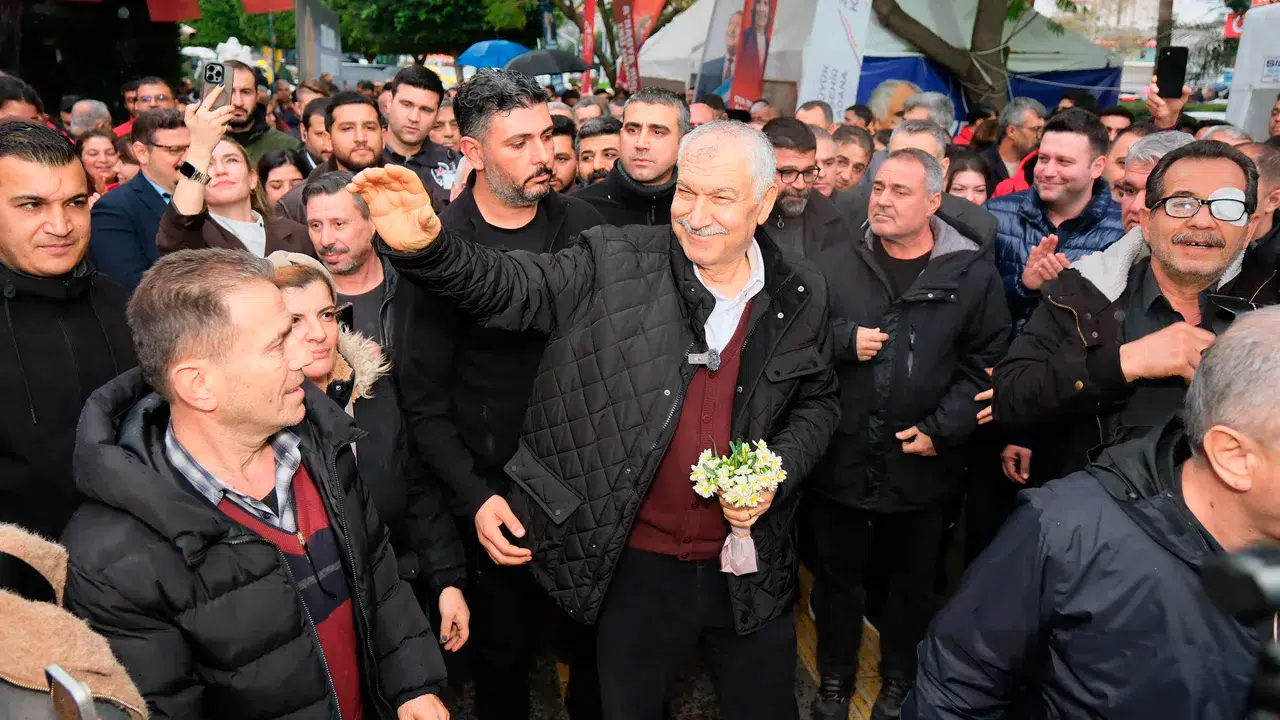 Zeydan Karalar'dan 'Adalet Çadırı'na teşekkür ziyareti