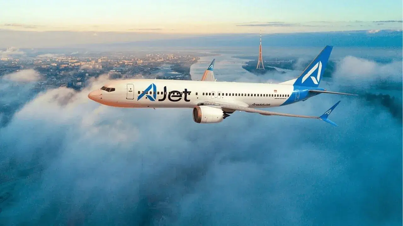 AJet Sevgililer Günü kampanyası: Yurt dışı biletlerinde yüzde 50 indirim fırsatı