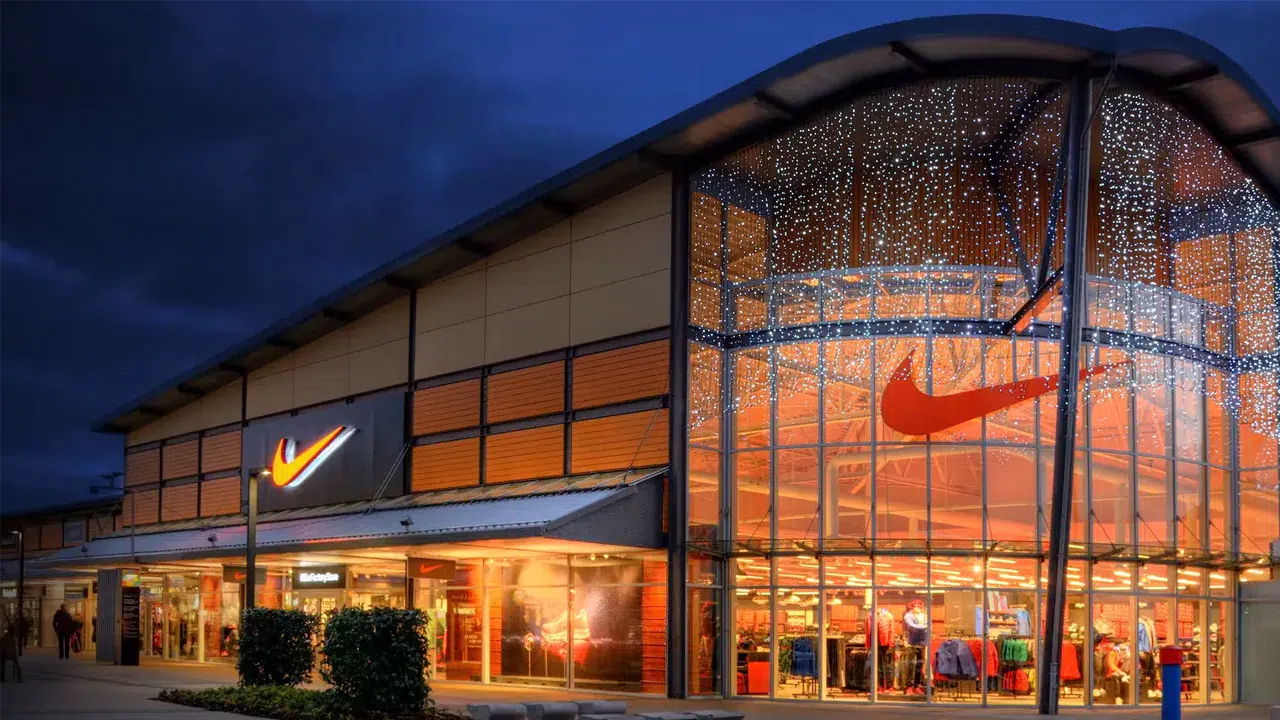 Nike 1400 kişiyi işten çıkarıyor