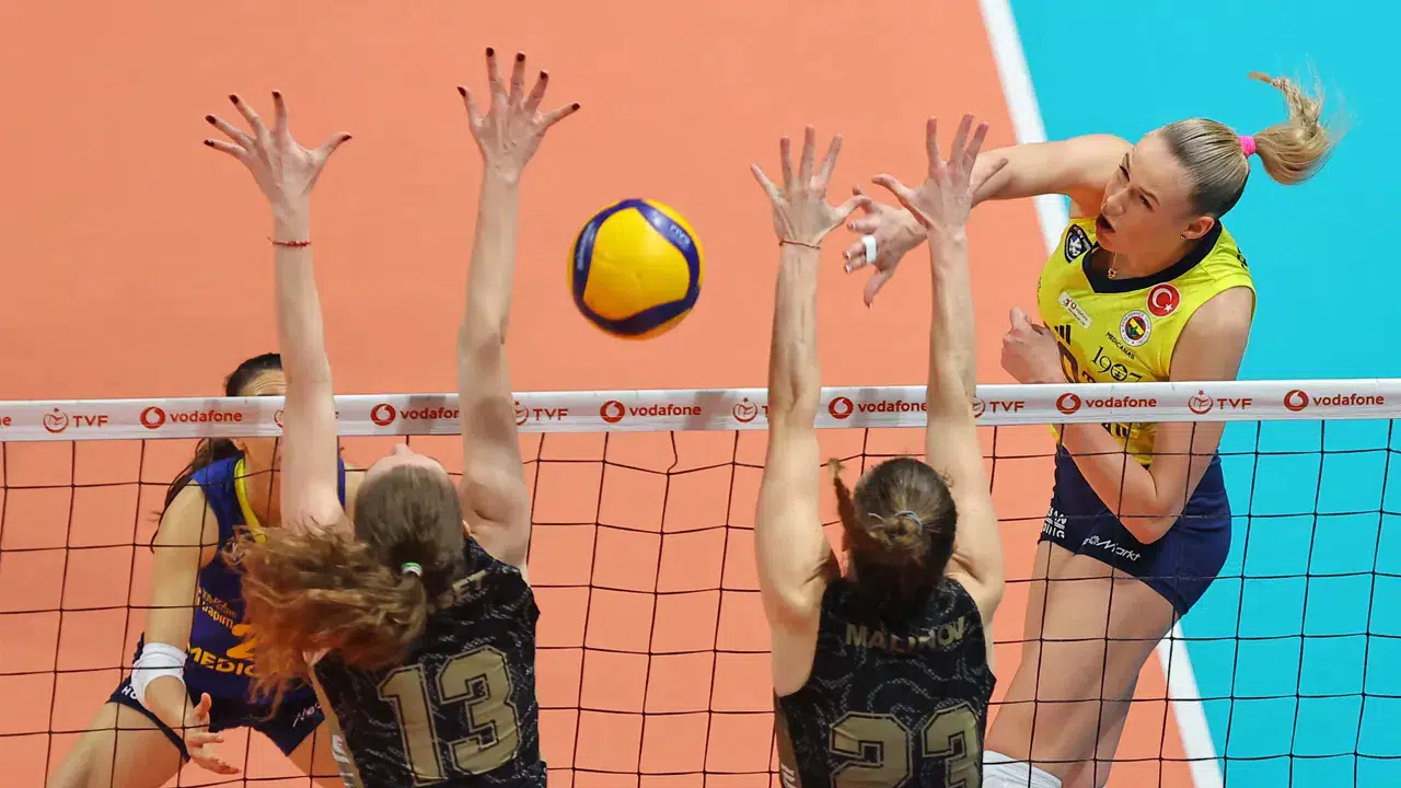 Sultanlar Ligi'nde dev finalin adı konuldu: VakıfBank ile Fenerbahçe Medicana eşleşti