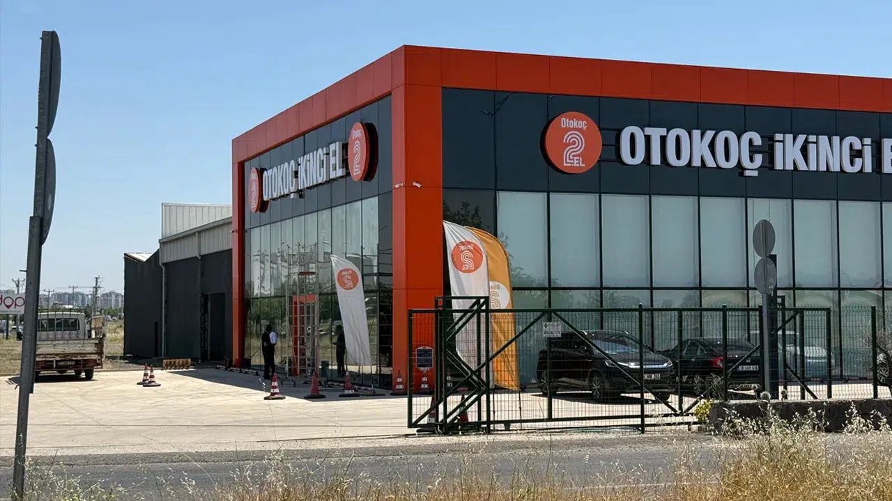 Otokoç ve Yapı Kredi’ye silahlı saldırı: Koç Holding’e ait i