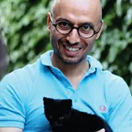 Dr. Pravin Kaushal profil resmi