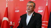 CHP'de kritik oylama: Özgür Özel 95 oyla yeniden TBMM grup başkanı oldu