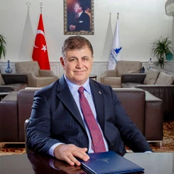 Cemil Tugay kimdir? Biyografisi