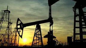 Orta Doğu krizi küresel piyasaları sallıyor: Petrol fiyatları yükseldi, dolar güçlendi