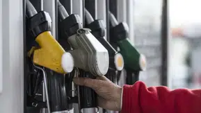 Benzin ve motorine yeni zam geliyor: Salı günü fiyatlar artacak