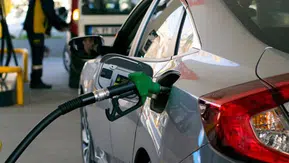 Motorin fiyatlarında yeni dönem başladı: 3,60 liralık vergi zammı pompaya yansıdı