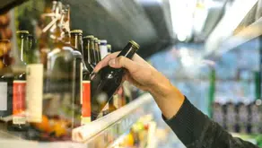 Varşova genelinde gece alkol satışı yasaklanıyor