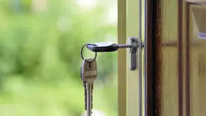 Güvenlik uzmanları uyardı: Anahtar kapıda değil, güvenli bir noktada olmalı