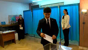 Kazakistan’da halk anayasa referandumuna evet dedi