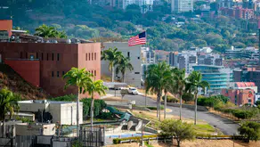 Caracas'ta yeni dönem: ABD Büyükelçiliği kapılarını yeniden açtı