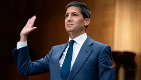 Fed'de yeni dönem: Başkan Kevin Warsh yemin ederek görevi devraldı